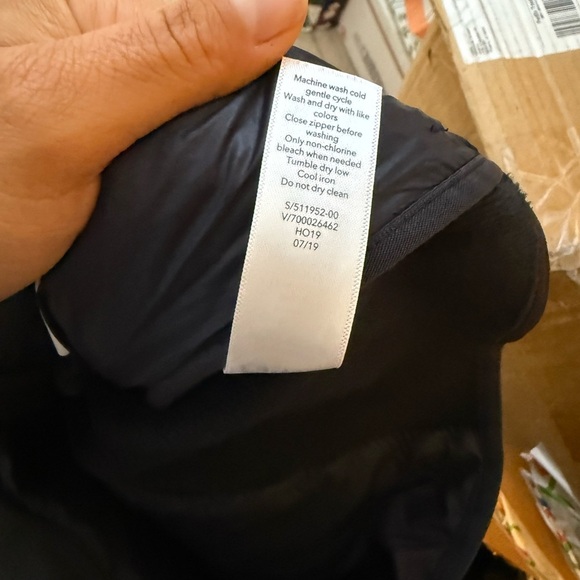 Athleta Girl Black Puffer Active Jacket - Picture 5 of 6